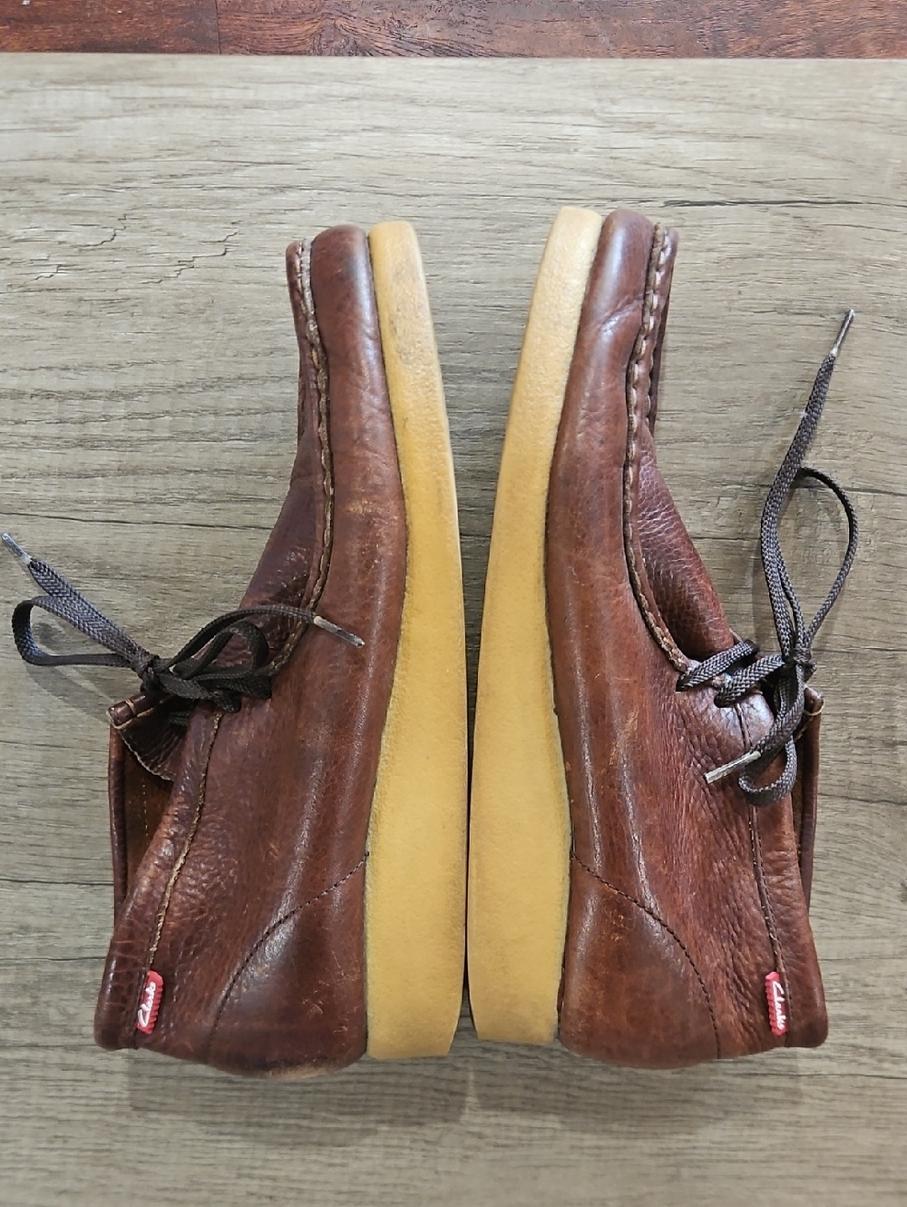 Clarks Men’s Brown Leather Chukka Boots with Tan Crepe Sole 10.5/11 - Picture 8 of 11